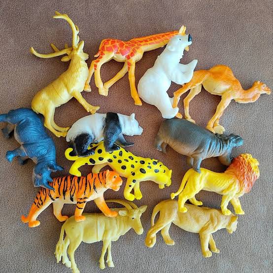 HAPPY ANIMAL WORLD TOY